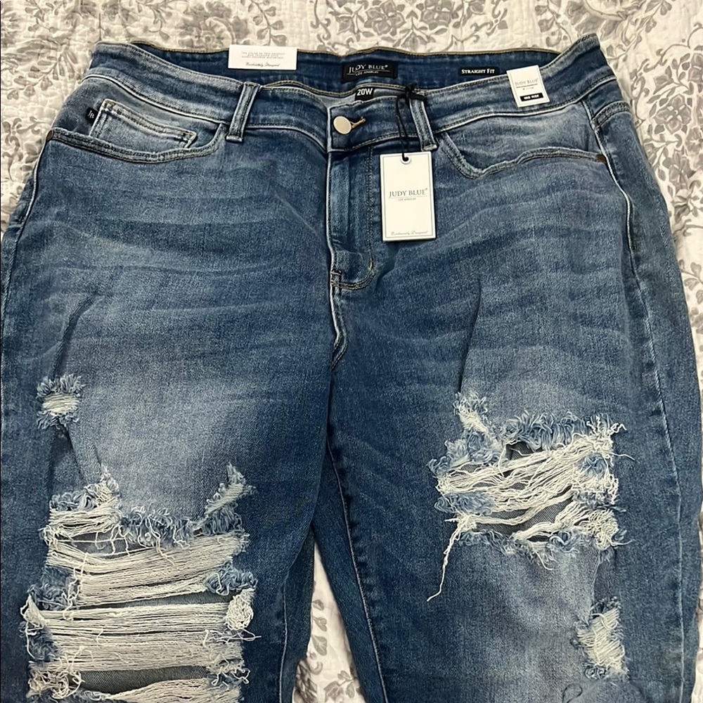 Judy Blue Straight Leg Blue Jeans with Distressed Details 20w new with tags